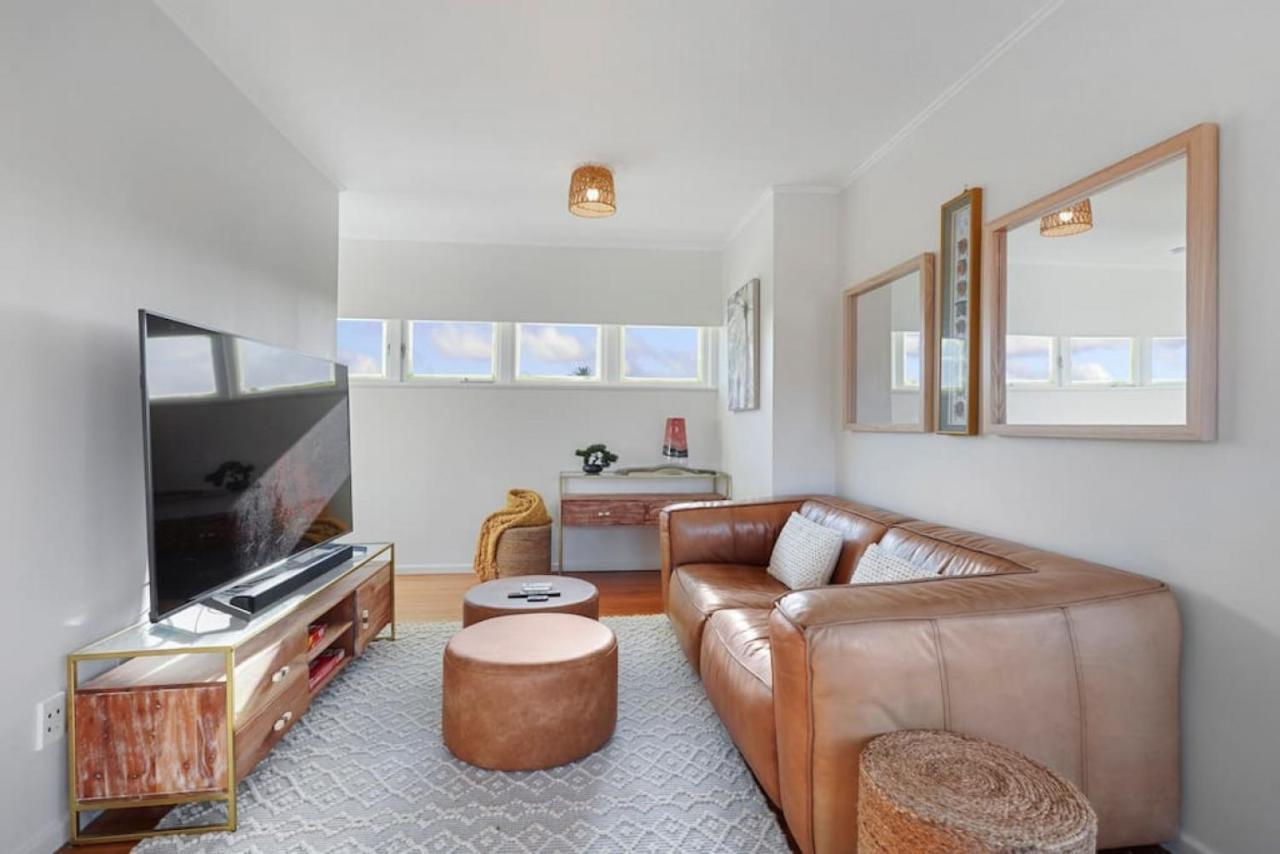 Amazing Home By Beach - Fully Aircon-Ed - Wifi Auckland Exterior photo