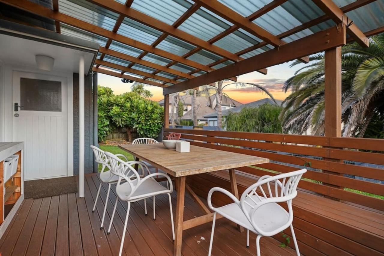 Amazing Home By Beach - Fully Aircon-Ed - Wifi Auckland Exterior photo